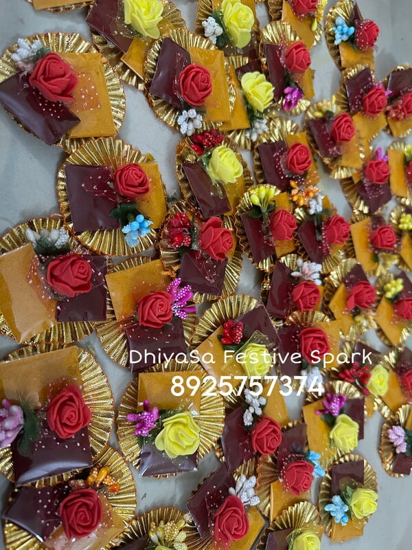 Pasappu Kumkum Set