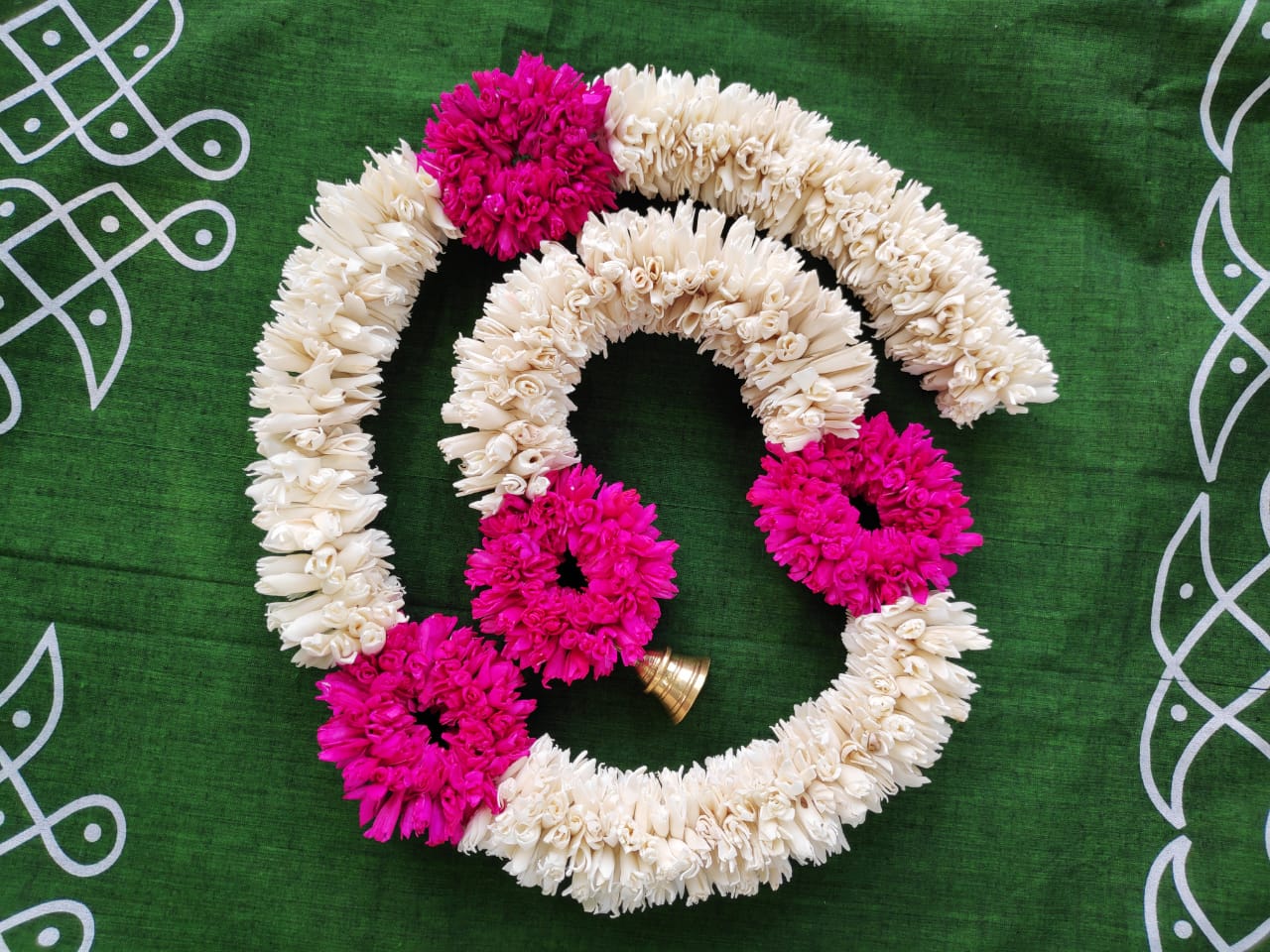 Lily Flower Garland with Lily Rings
