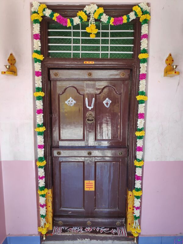 Reusable Multicolor Solawood Garland for Door