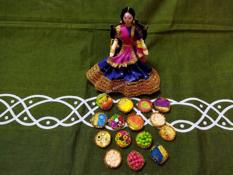 Engagement doll set